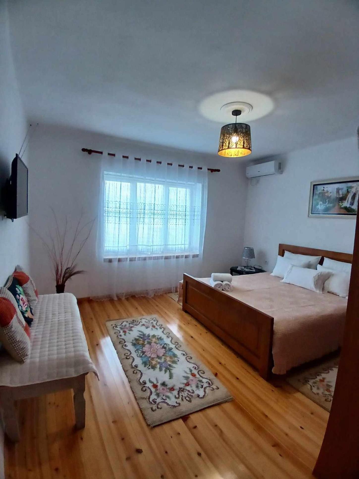 Eniguesthouse *