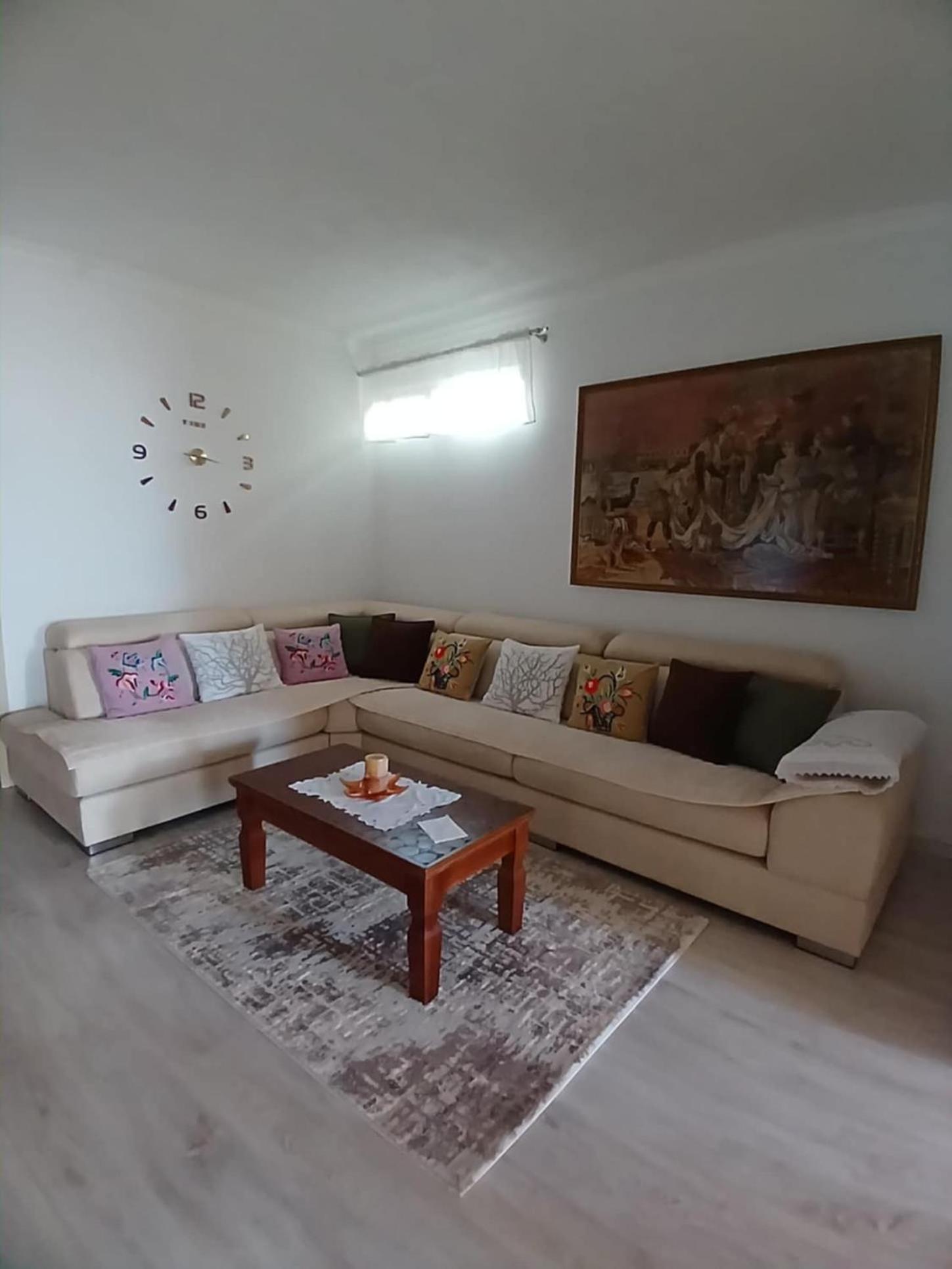 Eniguesthouse * Gjirokastër